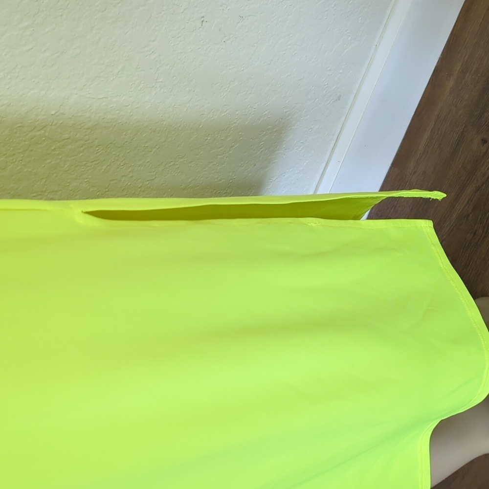 Posh Peanut Neon Green Maxi Dress Small - Picture 6 of 8